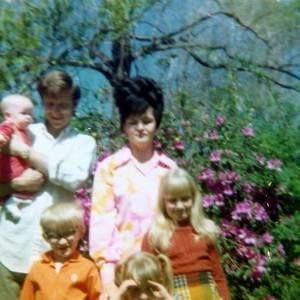 Meet your Posher, Cecelia cece